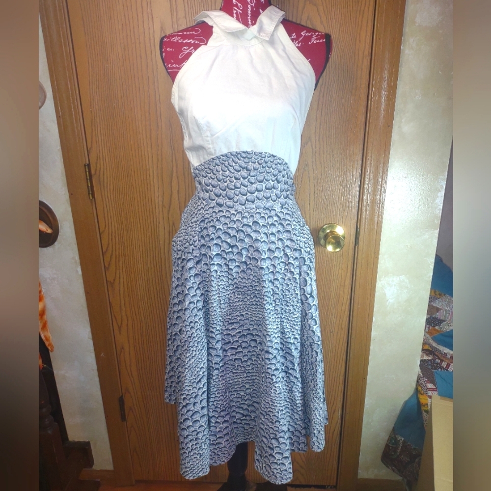 70's backless, pockets